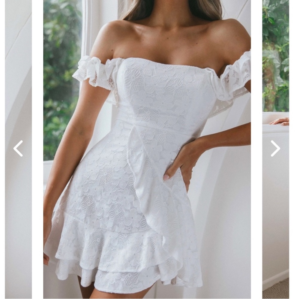 Selfie Leslie Verona Off-Shoulder Ruffle Mini Dress White